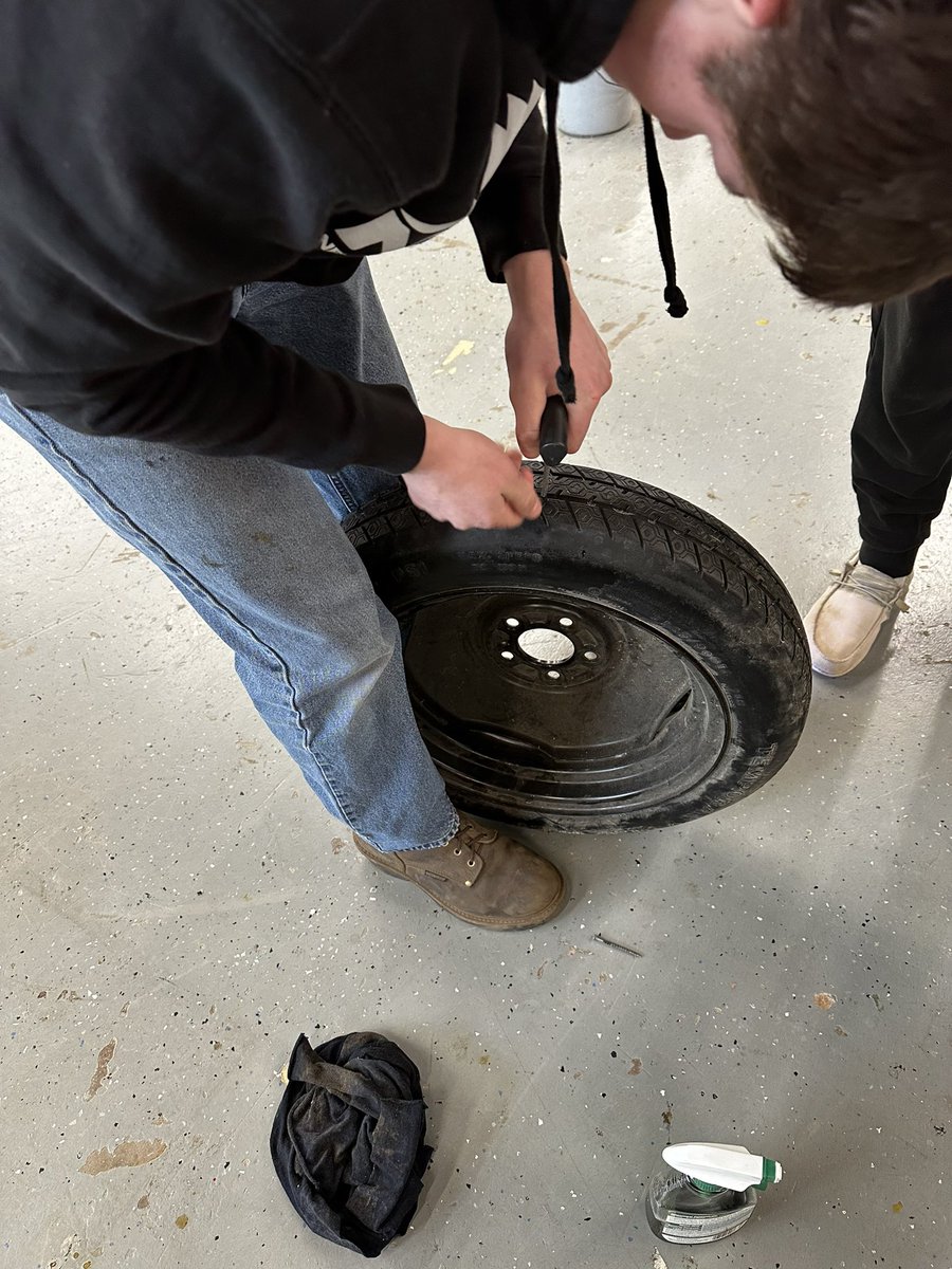 EHSTechLane's tweet photo. Transportation Students learning how to plug tires today and putting the finishing touches on the lawn mower to get it running again #EHSTechEd #LifeSkills https://t.co/5DFi2Olvp9