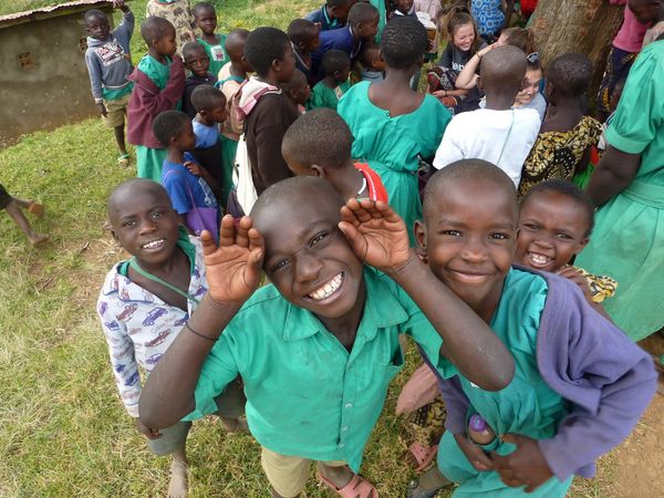 Recently, 17 students who are part of Kamuronko Team organised a quiz night and raffle for family, friends, students and staff. We were so impressed that they managed to raise £1,284 - a huge well done to Team Kamuronko, supporting Project Embabzi - projectembabazi.org.uk/about