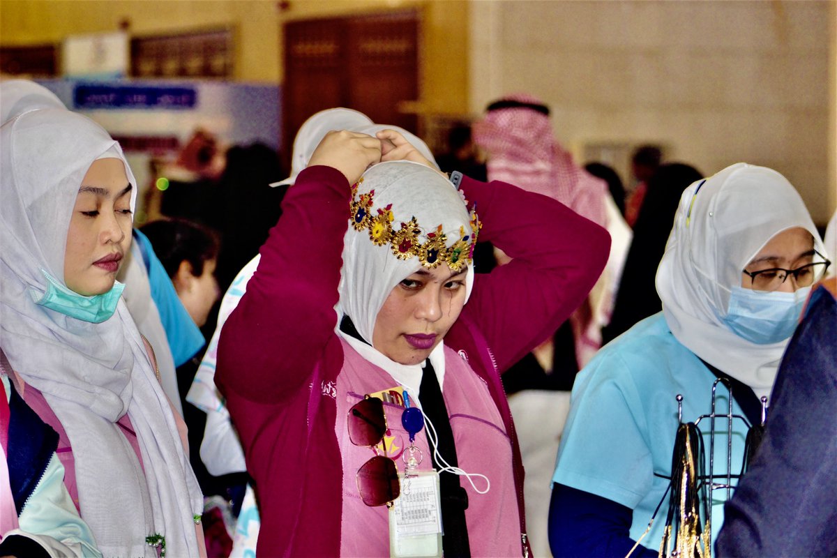 shood550's tweet photo. زوار المهرجان برفقة تركي الدوسري 🤎 @klija_sa #مهرجان_الكليجا_الرابع_عشر_ببريدة #مهرجان_الكليجا_14 #مهرجان_الكليجا #مقتطفات #كليجا https://t.co/nejTI2y3ra