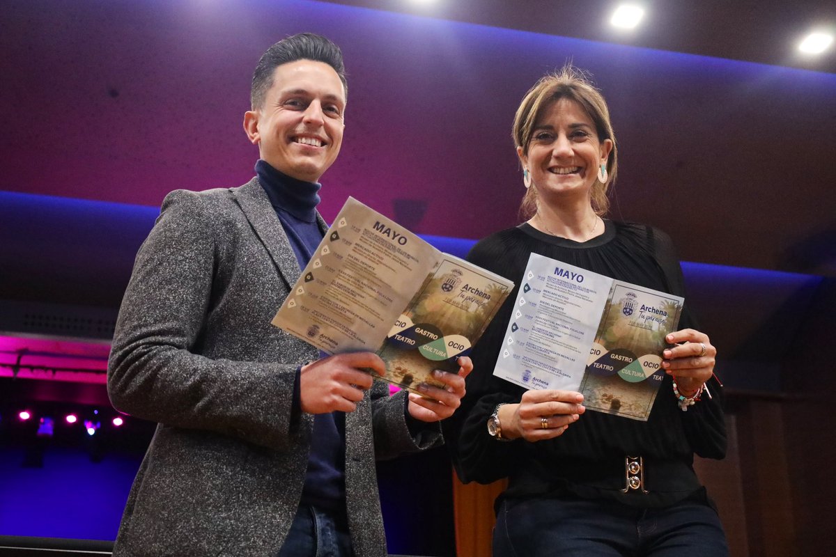 AytoArchena's tweet photo. 🎭 ‼️Presentamos el programa de actuaciones del @teatroarchena de febrero a mayo‼️

🎼 @Patriciaflopez: “espectáculos infantiles y musicales para todas las edades; dando protagonismo a nuestras asociaciones con las galas del mayor, de juventud, centro de día y 'Héroes del Covid’” https://t.co/XEGRGyaaga