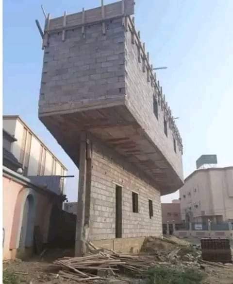 bayit_real's tweet photo. Don't be like this person. Get a sizable plot size to build any structure of your choice when you buy from any of our numerous Estates nationwide.
We're Bayit and Proud.
#Bealandlord
#Realestateinvestment
#Ownaproperty
#Bayitproperties
#InvestwithBayit https://t.co/FMbw4c1su8