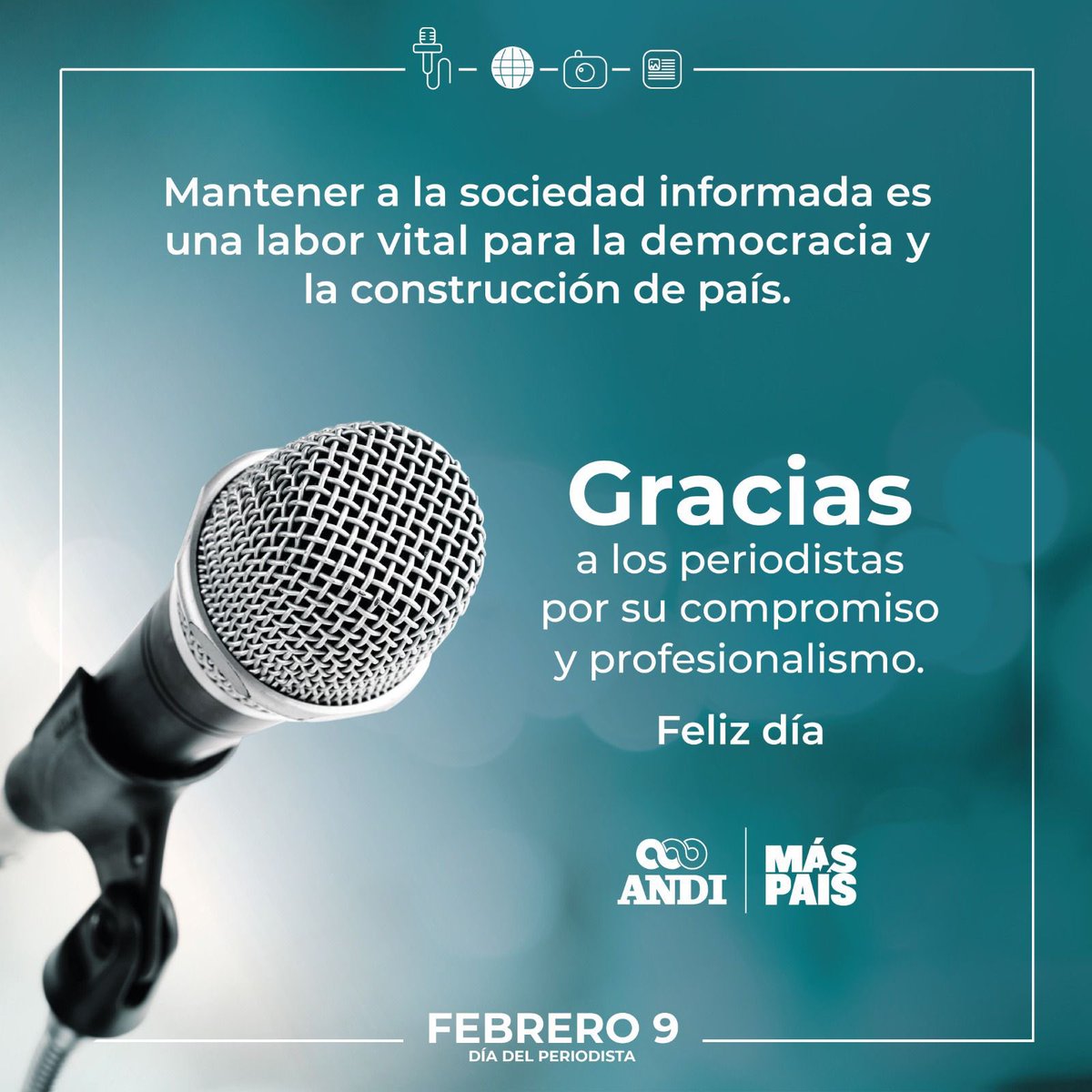 Gracias a los periodistas que cumplen el fundamental papel de informar para mantener la democracia, el debate, la transparencia, para defender la constitución y la institucionalidad