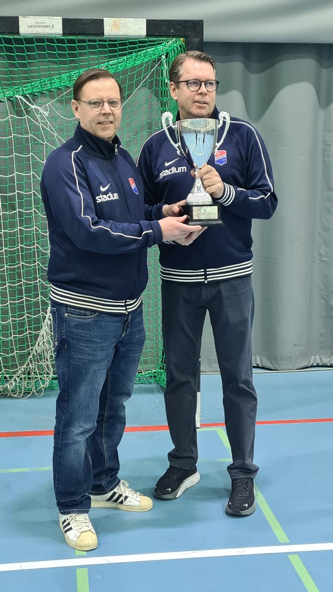 DickenHandball's tweet photo. Premieringar Dicken 90 år https://t.co/YDAzP3YPJu #käsipallo #handboll https://t.co/o8eex2ByRk