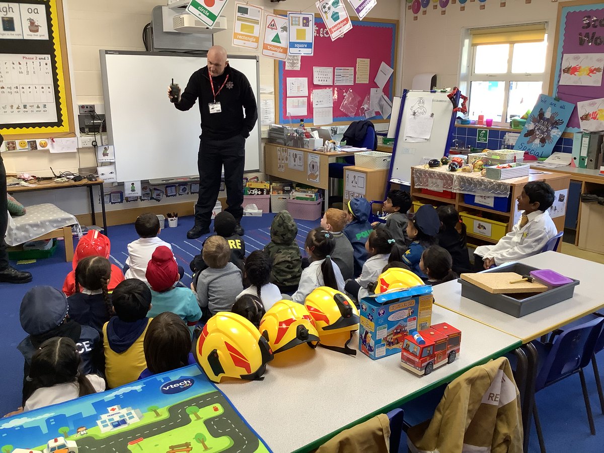 Reception at Staines Prep tweet media