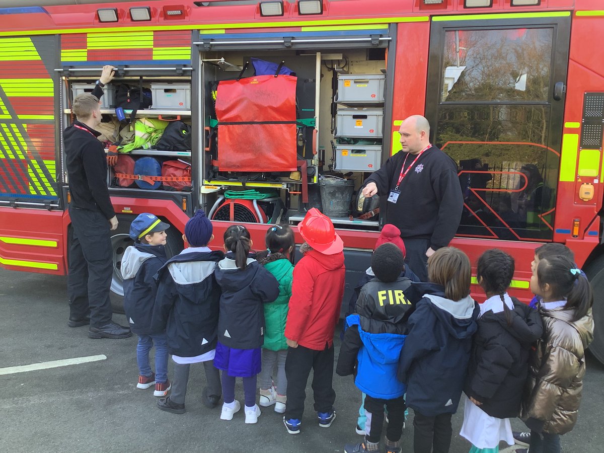 Reception at Staines Prep tweet media