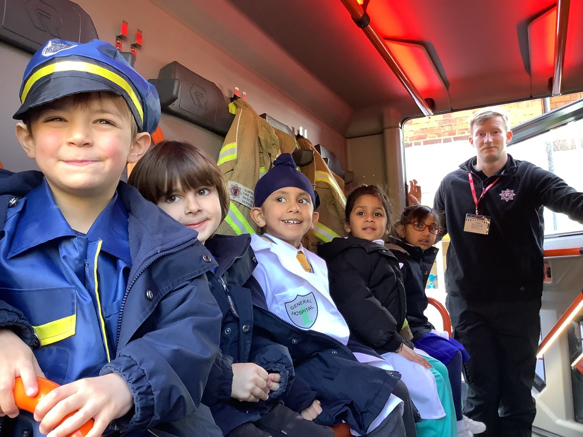 Reception at Staines Prep tweet media