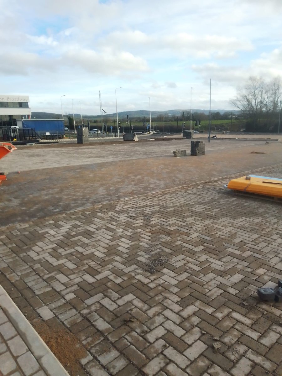 ShaneNormoyle2's tweet photo. It's making  good progress on our site Tewkesbury https://t.co/eShZ1OMEyj