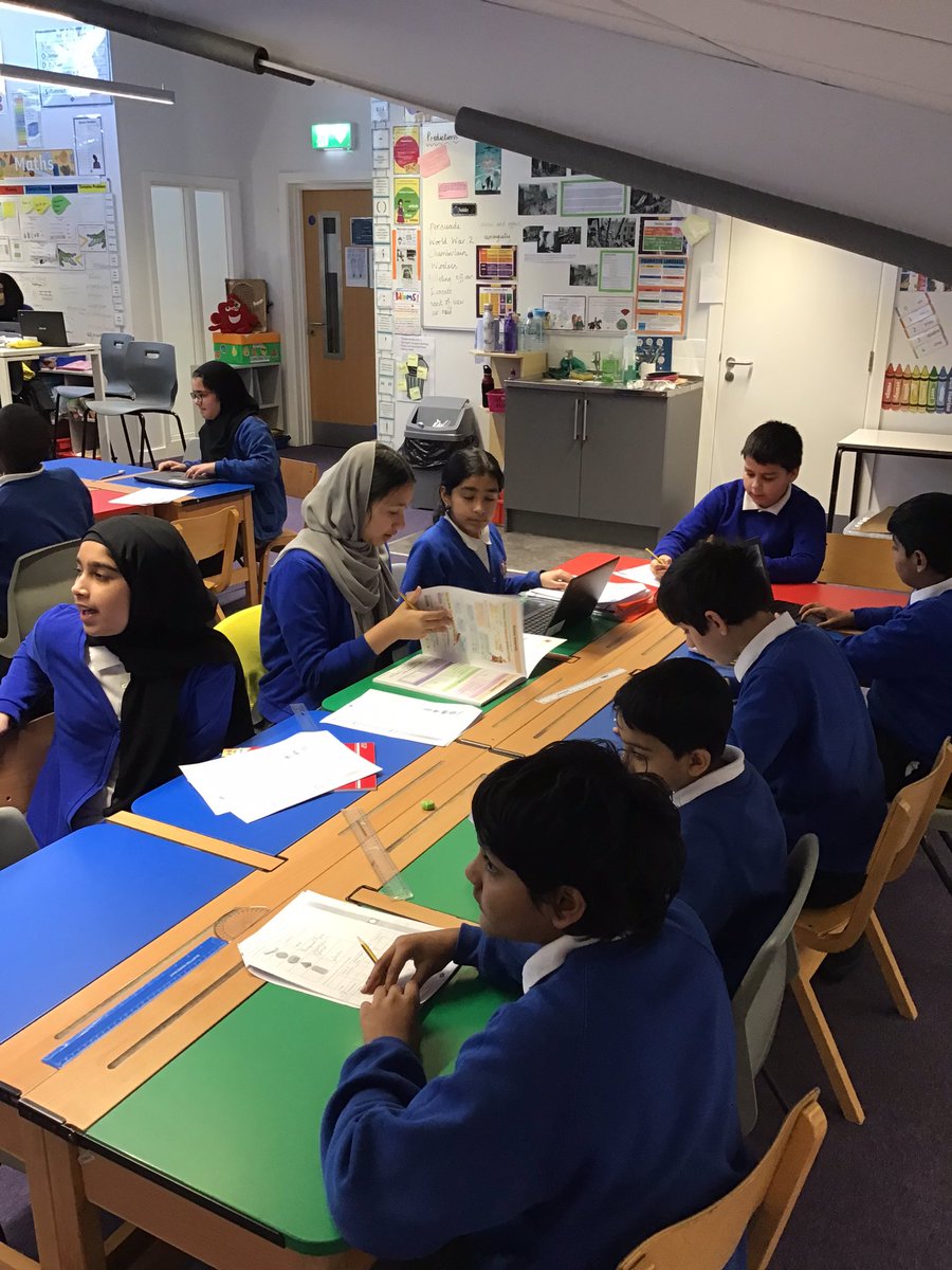 Lift_Feversham's tweet image. Y6 #revising geometry in #Mathematics lesson
#digitalresources  #revisionguides @cgpbooks @CNicholson_Edu @AETAcademies @Claire_Heald #edutwitter @IramFaz 
#determined #resilience