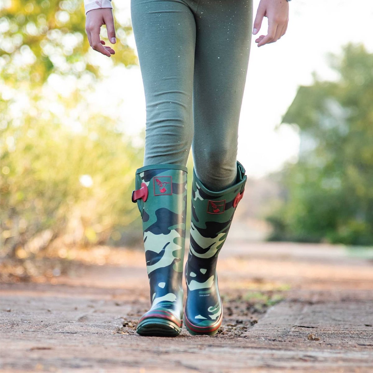 evercreatures's tweet image. Valentines is nearly here. There is still time to order online and receive those special boots in time. Order online and we'll ship DPD to your address. PLUS, until Sunday, you can get an automatic 15% off at the checkout.
#valentines #valentineswellies #footwear #giftsforher