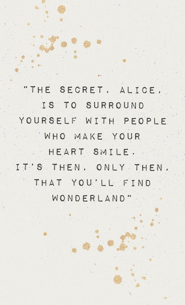 Surround yourself with people that make your heart smile💜

#aliceinwonderland #lewiscarroll #grateful #goodrelationships #surroundyourself #kindness #friendship #positivepeople #heartofgold #inspirationalquotes #quotetoliveby #truewords #trustinyourself #selfdevelopment