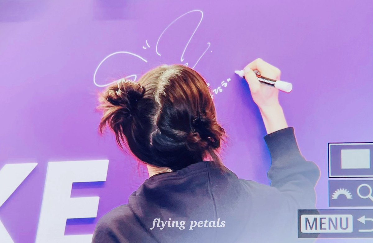 flying_petals's tweet photo. 230209 💜💜
#태연 #taeyeon https://t.co/9gtBqaZOt1