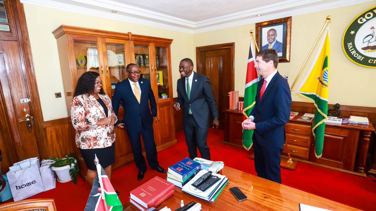 SakajaJohnson's tweet photo. Great trade discussions that will link Nairobi businesses with Australian opportunities and vice versa with Aus Consul General Dubai and General Manager Africa, Middle East and Pakistan for the Australian Trade and Investment Commission Mr. Ian Halliday. https://t.co/N0LBVuUcr5