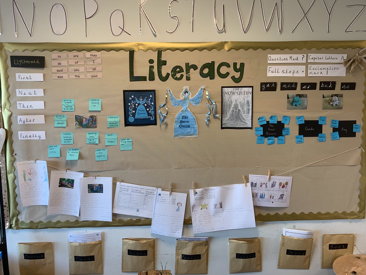 WillowtownPri's tweet photo. This week in Year 2 we have been busy adding to our Snow Queen working wall and we have been creating storyboards. #WillowtownWay2 #WPSllc @EAS_LLCEnglish https://t.co/NOO2t1nMba