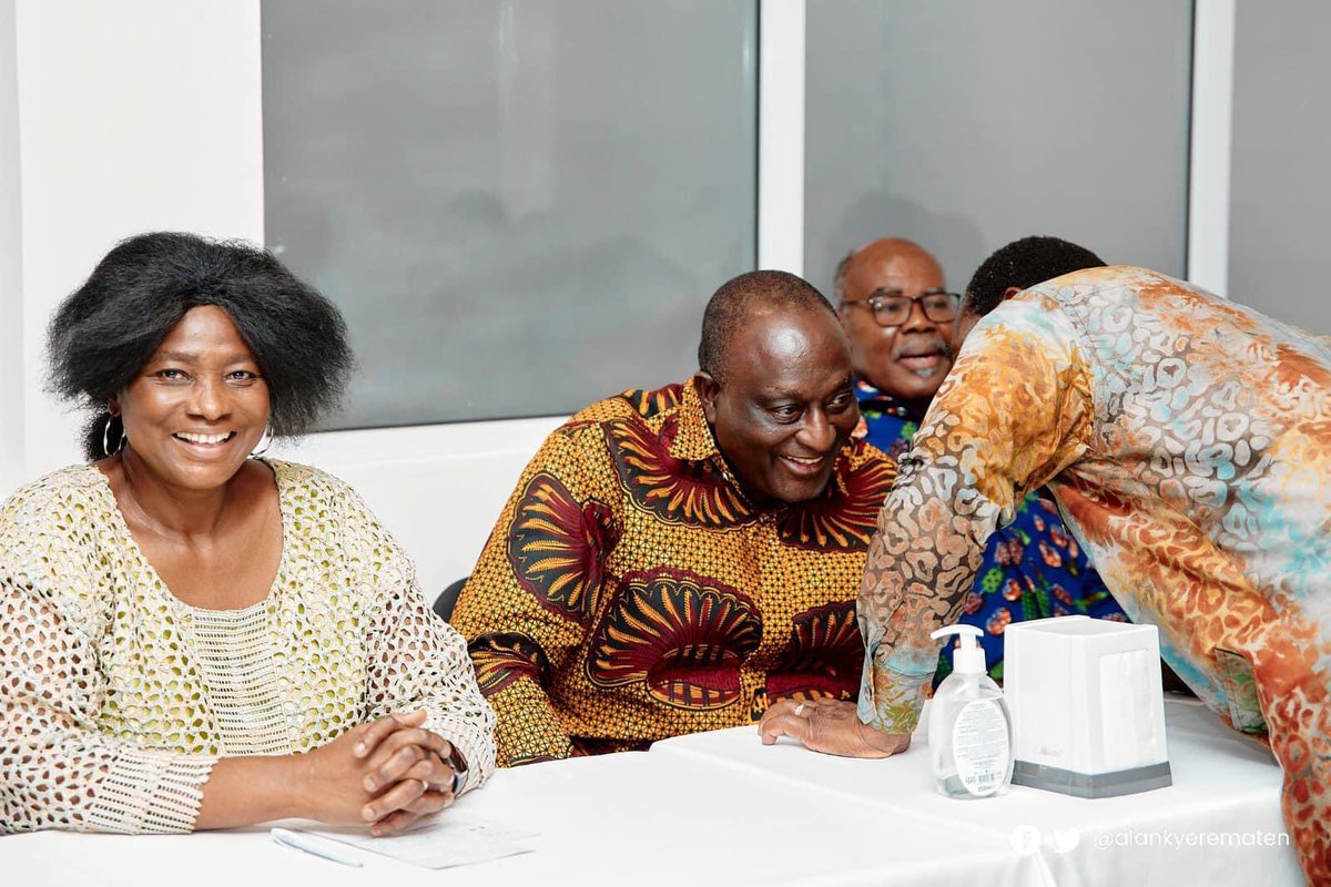 youth4Alan's tweet photo. Hon @AlanKyerematen paid a visit to the Greater Accra regional leadership of our party yesterday, February 8, 2023.
#AlanMeets
#AlanCash
#AlanForAllAfa https://t.co/Urryxbumam