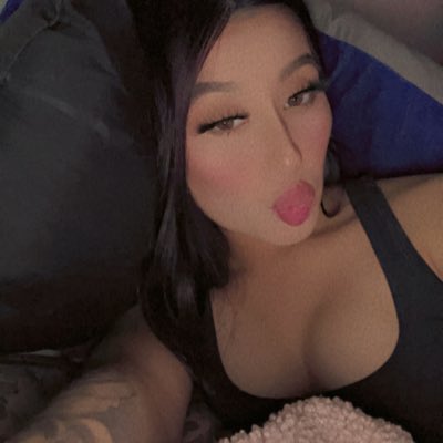 #NewProfilePic     Don’t mind my big head 🙃
