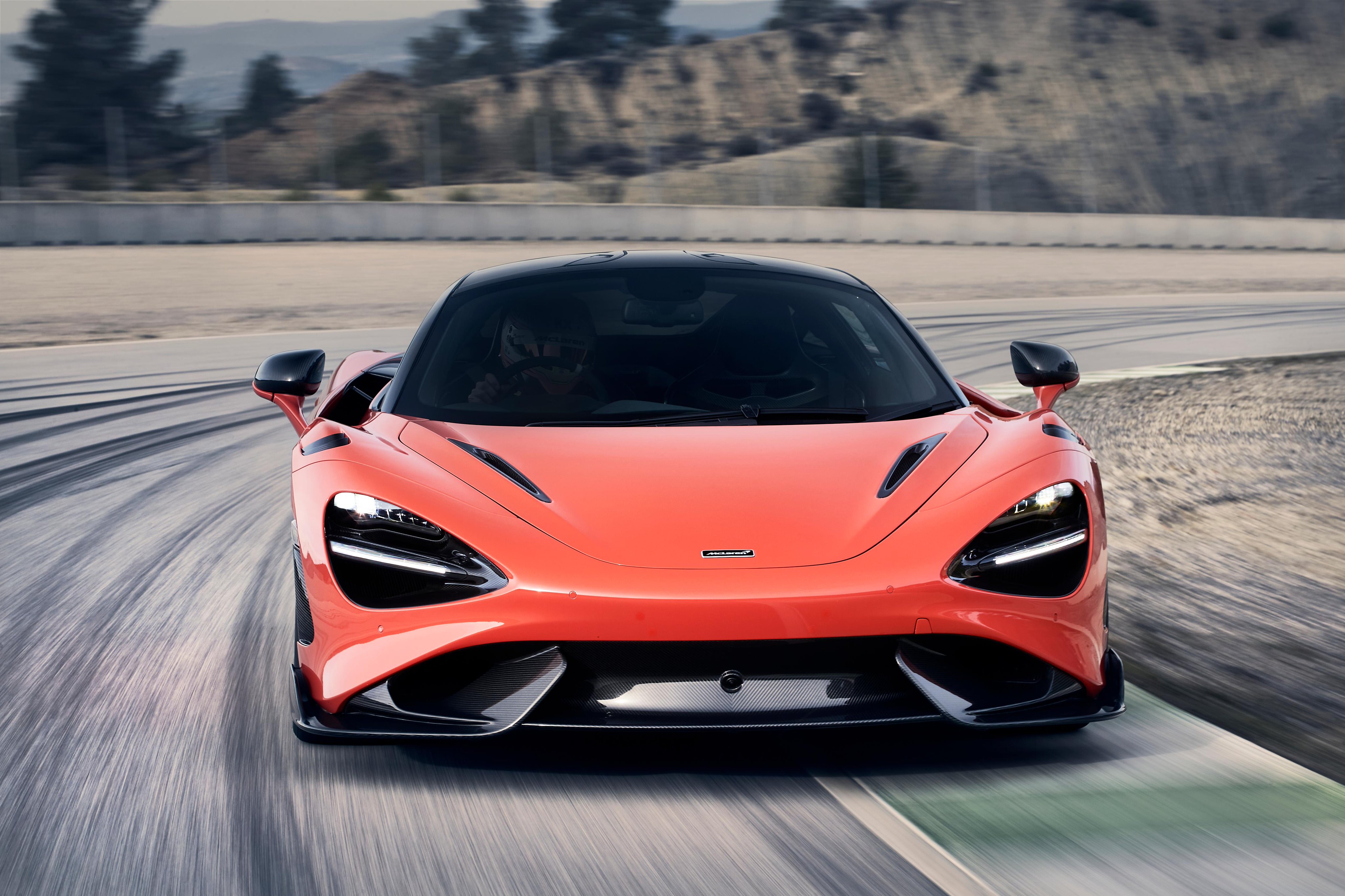 mclaren-automotive-mclarenauto-twitter