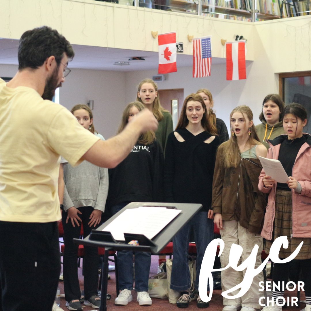 FarnhamYouthChr's tweet image. Everyone - new members, old members, @pmpbarrett and @MatthewRPianist - is giving their all to prepare for the @INTERKULTUR competition in Hull in May. We can&apos;t wait! #youthchoir #singing #TheRoadToHull
