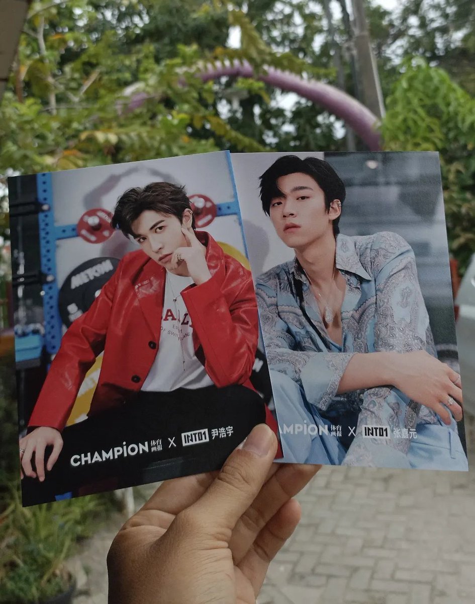 Postcard INTO1 Patrick &amp; Zhang Jiayuan aku sampai dengan selamat 🥰
Ternyata bahan postcard China bagus banget 💙
Terima kasih kak <a href="/hllapr/">HllR1SE❤️⚡</a> 🙏🏻