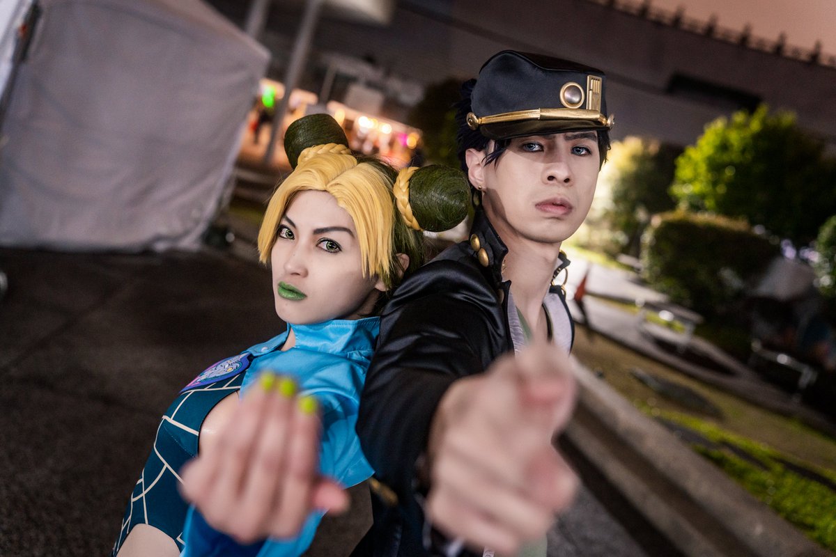 'Cut it out with the dad stuff. You're older than me, dammit...'
In the game JOJO Eyes of Heaven, I really like the interaction between the young Jotaro and Jolyne

攝影： 月曜ノホシ
#jojocosplay #承太郎 #jotaro #jotarocosplay #jojopart6 #stoneocean #jolyne #徐倫