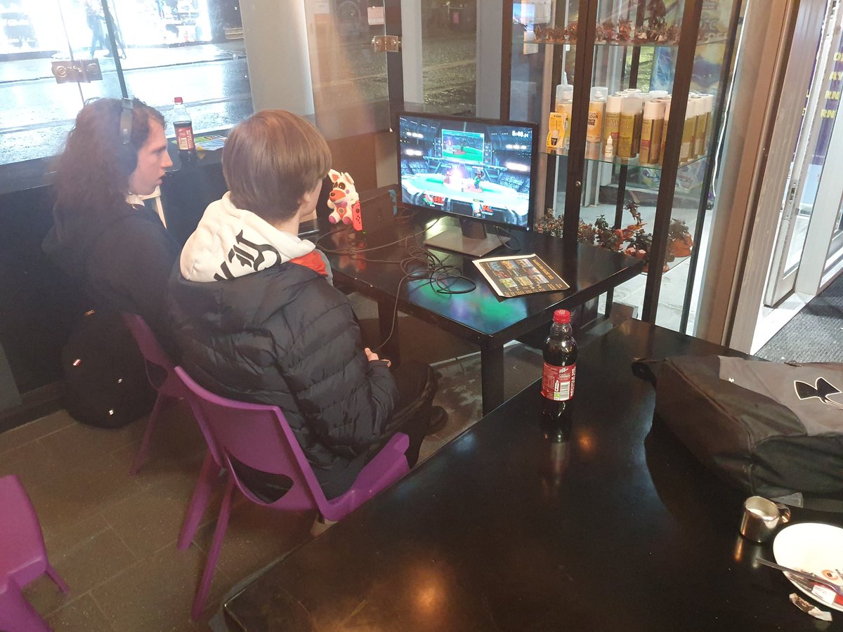 A wonderful evening of super smash  bros and Vampire the masquerade!