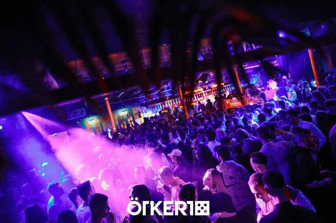 XanTzMusic's tweet image. Budapest vibes ❤️‍🔥🇭🇺