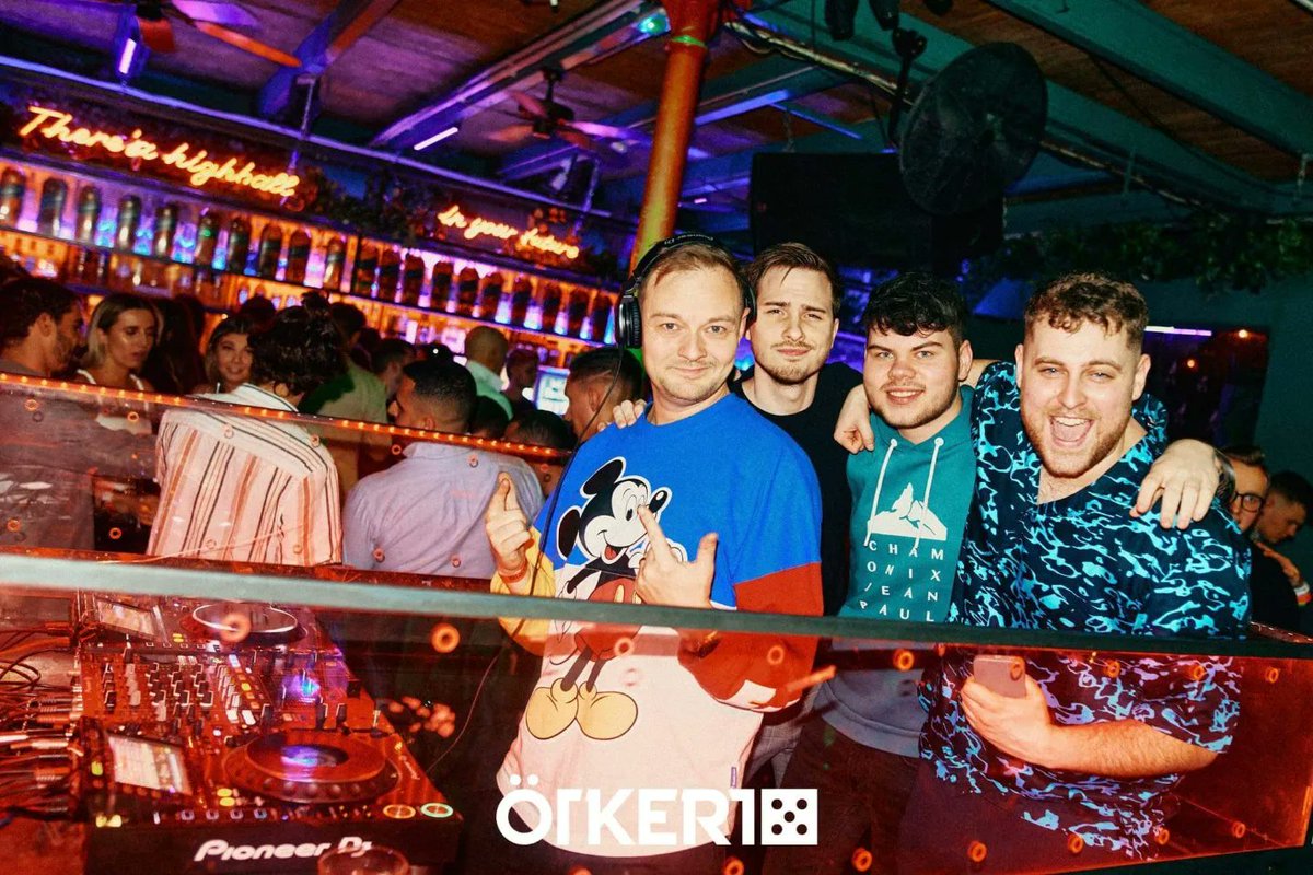 XanTzMusic's tweet image. Budapest vibes ❤️‍🔥🇭🇺