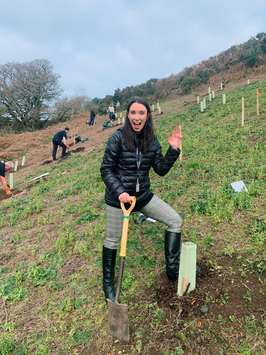 I’ve been out planting trees for the Parish Earth Partnership 🌱 
Find out more with <a href="/DarcyKateKelly/">Darcy Kelly</a> on <a href="/BBCJersey/">BBC Jersey</a> &amp; <a href="/BBCGuernsey/">BBC Guernsey</a> between 2-3pm today.