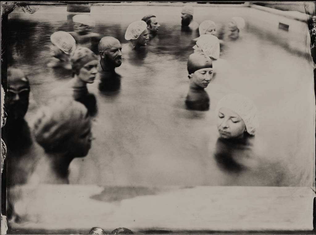 analog_fine_art's tweet photo. Swimmers by Monika Cichoszewska
#collodionprocess #tintypes #urbanphotography #leisure #ambrotypes #wetplate #fineart #visiblewomen #analogphotography #photography #street #analogfineartphoto #people #life #streetart #urban #everyday #urbanandstreet #arty #arte… https://t.co/ZyiXCNNFJ2
