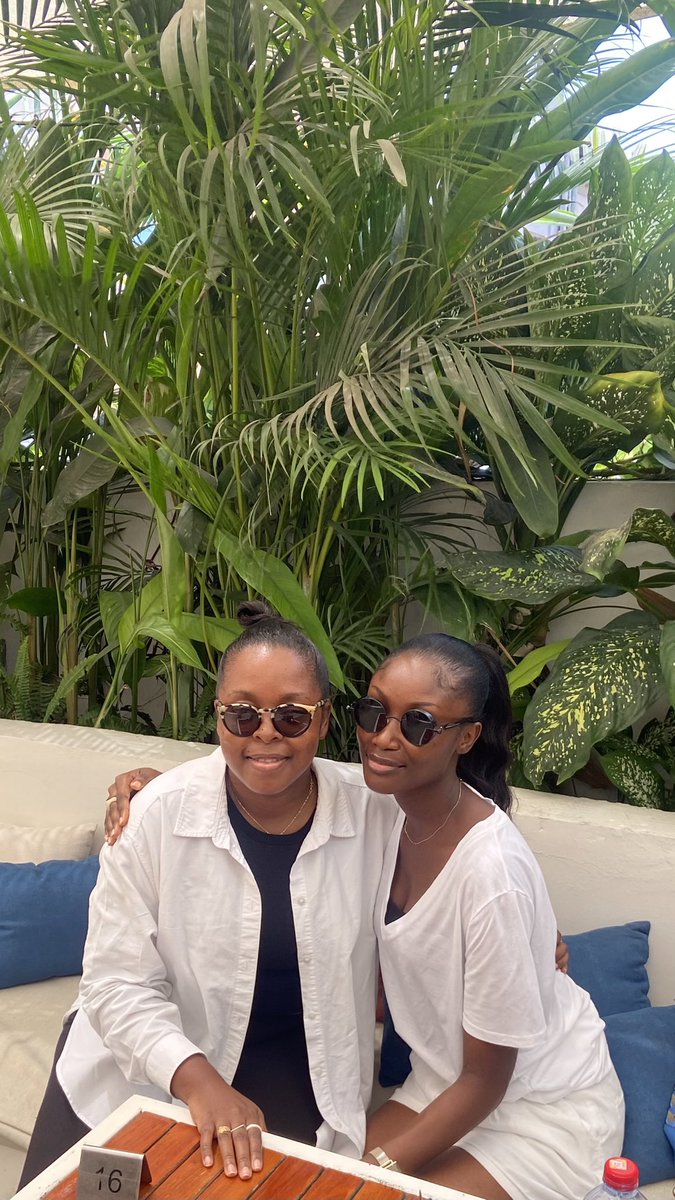_deborahdennis's tweet photo. So sad to see her go.
We both had to wear shades because the tears we welling up. A friendship I’ll cherish forever!!!
I’m just gonna cry 🥲
Love always ❤️ https://t.co/Um8COidFCt