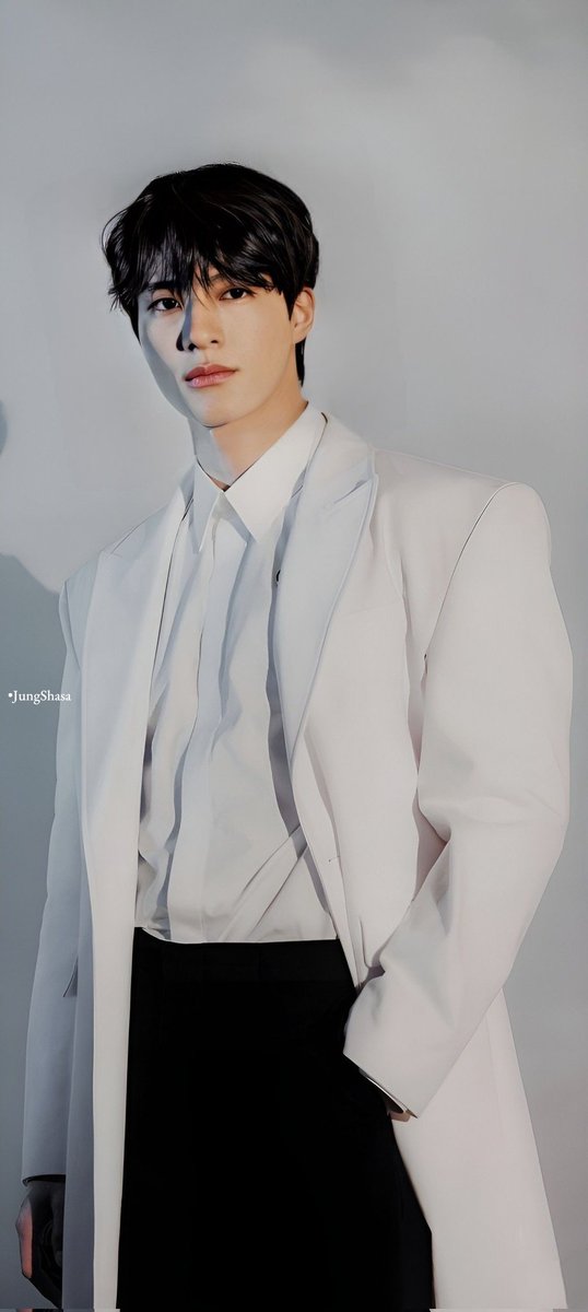 jungshasa's tweet photo. lockscreen lee jeno 😭 https://t.co/B6U9gtQLFs