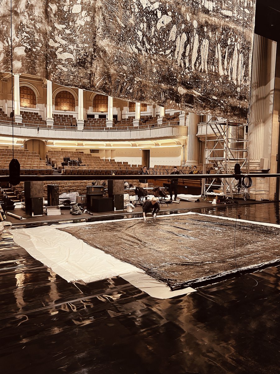 jbucherjaeger's tweet photo. EVI KELLER - Ce soir Théâtre de Compiègne, Opéra Didon et Énée, Purcell, scénographie #EviKeller en collaboration avec @BlancaLiOficial et @lesartsflo #WilliamChristie @otcompiegne
#theatresdecompiegne #didonetenee
#jeannebucherjaeger
https://t.co/gF8XYpxNwS https://t.co/RyshK6G162