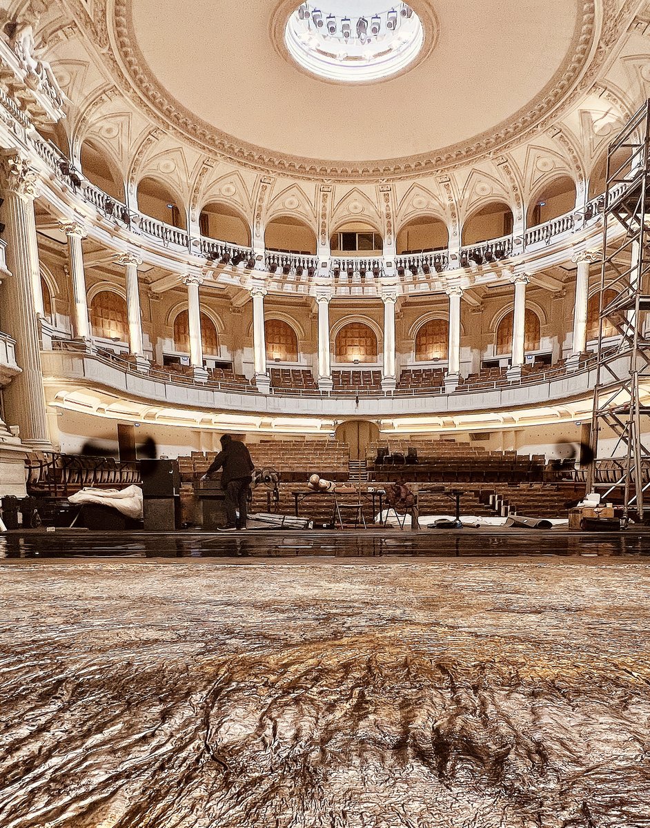 jbucherjaeger's tweet photo. EVI KELLER - Ce soir Théâtre de Compiègne, Opéra Didon et Énée, Purcell, scénographie #EviKeller en collaboration avec @BlancaLiOficial et @lesartsflo #WilliamChristie @otcompiegne
#theatresdecompiegne #didonetenee
#jeannebucherjaeger
https://t.co/gF8XYpxNwS https://t.co/RyshK6G162