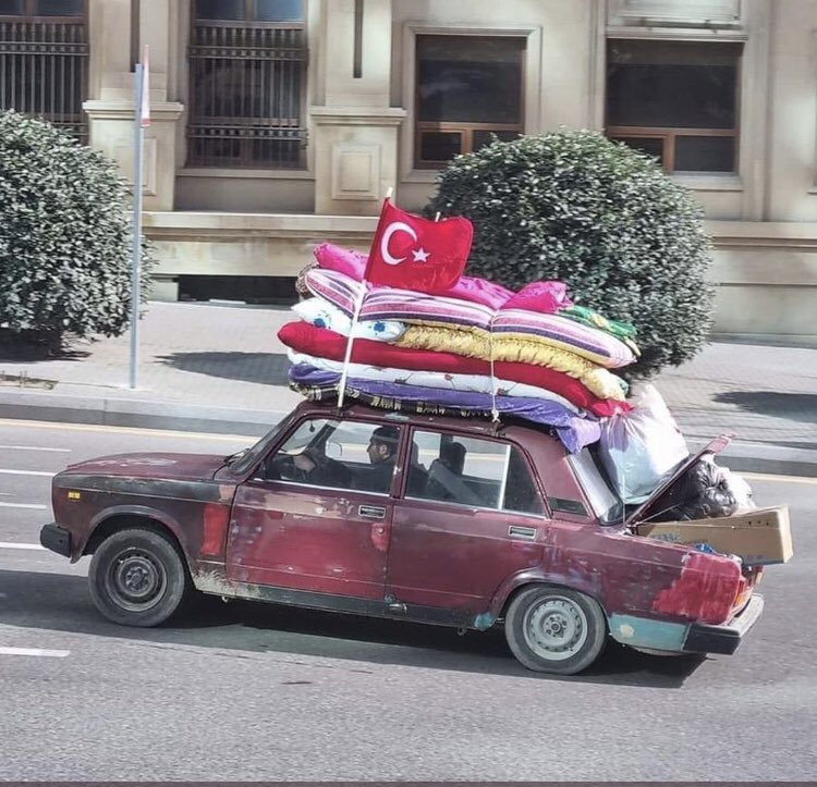 Ne çok şey anlatıyor #Azerbaycan #Bakü