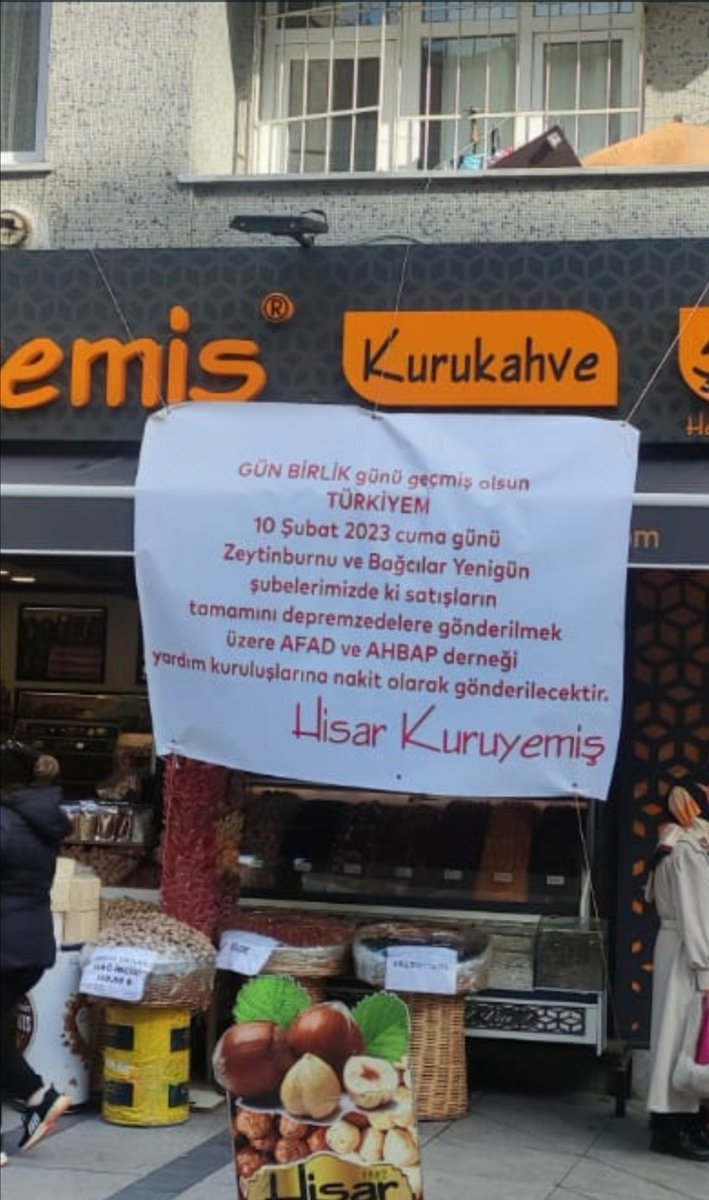 cemal82cemal's tweet photo. @serhatakin81 Biz esnaf olarak böyle bir yardım kampanyasıda bulunmak istiyoruz. Sizlerde destekleyip paylaşım yaparsanız diğer esnaflara ve iş yerlerine örnek olur, yaralarımızın daha hızlı sarılmasına etki eder. https://t.co/9TvprA3AAs