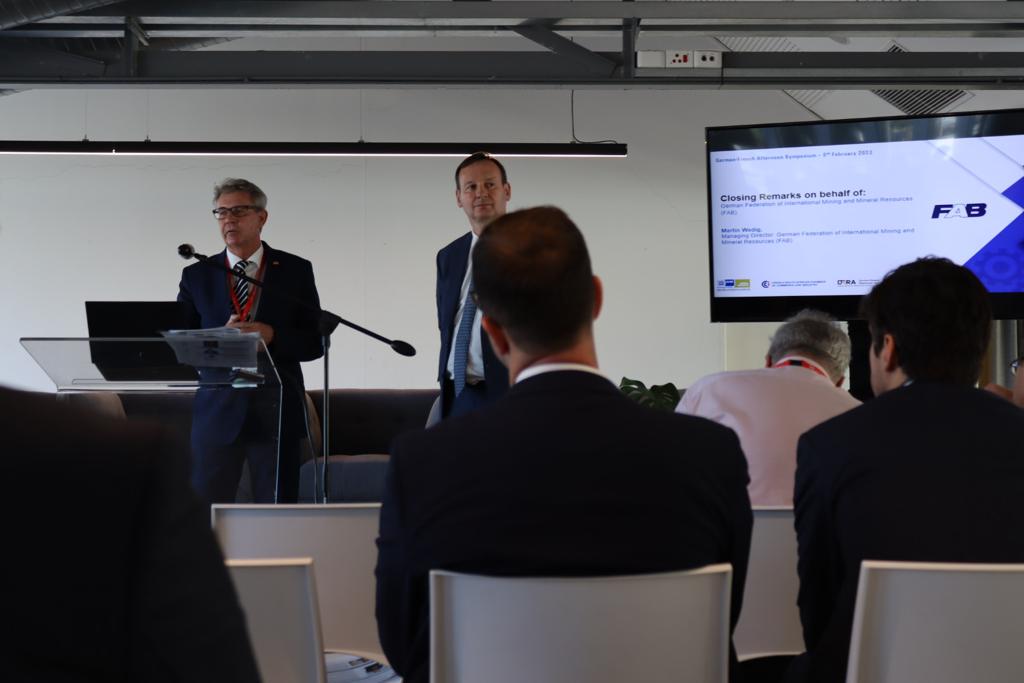 FrenchEmbassyZA's tweet image. On the sidelines of the #MiningIndaba, France and Germany held a symposium engaging in critical issues such as the just energy transition, sustainability, technology and the future of mining in Africa. @brgm_fr @FSACCI @GermanEmbassySA