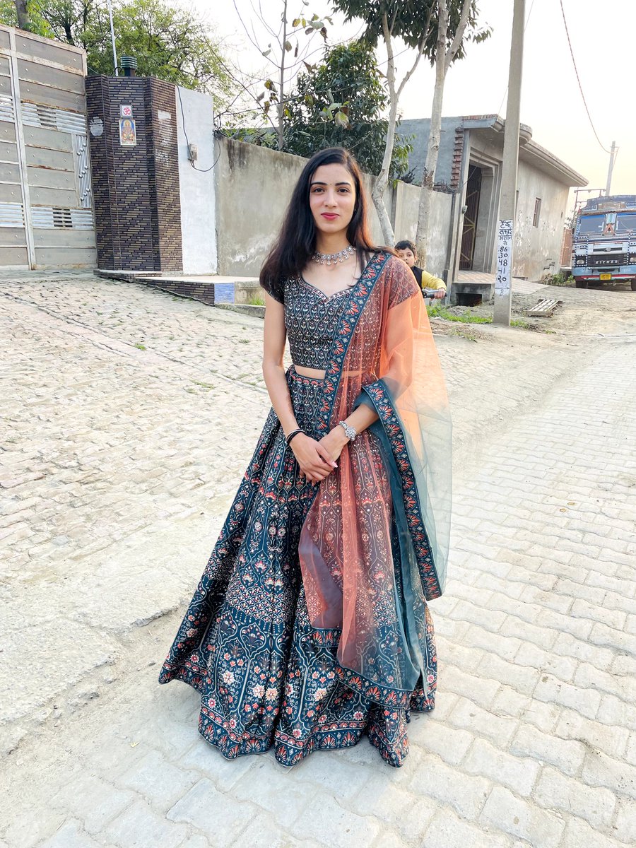 Rupal400's tweet photo. ❣️🙈 https://t.co/tRRGKyvPv6