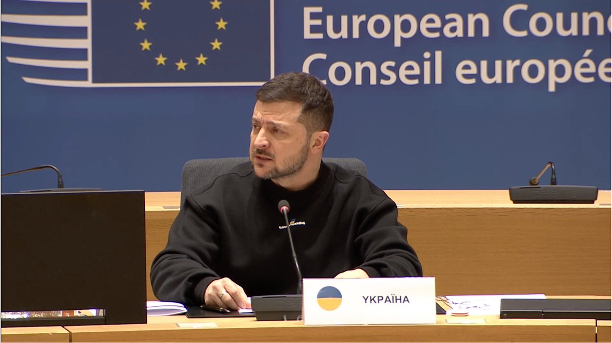 #Zelensky's intervention to EU leaders is being live streamed - very unusual for an #EUCO summit. Like at the Parliament, he is speaking in Ukrainian.

“We need artillery guns, ammunition, modern tanks, long-range missiles and modern fighter jets” he says. video.consilium.europa.eu/event/en/26659