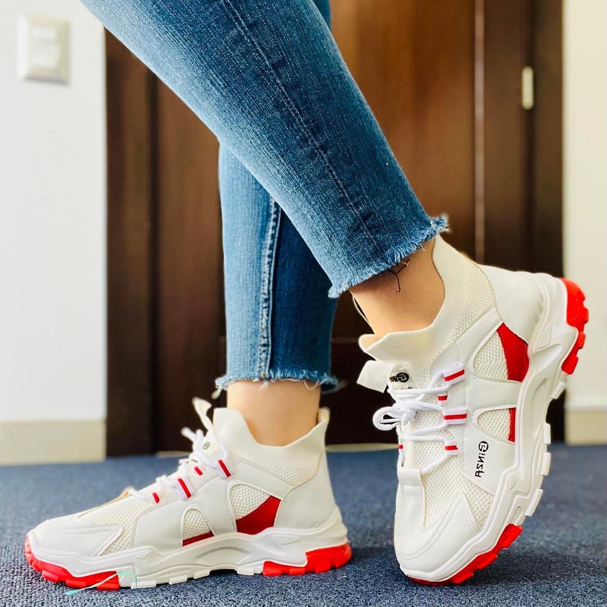 KamarStore's tweet photo. Hoy #jueves llévate:
1 par x tan solo$14.99
2 Pares x solo $25.00
3 pares x solo $36.00
4 pares x solo $44.00
#NoTeLoPerdas #PodesCombinar #SoloEnKamar❤️ https://t.co/r9r6K6efLc