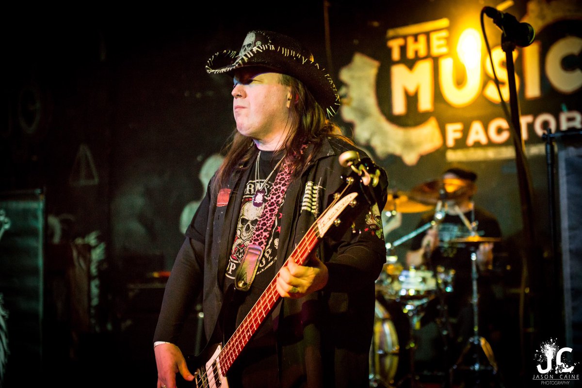 LionWithinMusic's tweet image. Detroit! Feb 28 national recording artists FLAW w/ THE LION WITHIN at Diesel Concerts Detroit (33151 23 Mile Chesterfield MI) Doors 7pm/$15/All Ages 
#FLAW #dieselconcerts #metal #rockband #detroit #detroitmusic #thelionwithin #gig #concert #livemusic #music #showtime