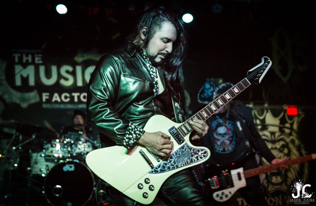 LionWithinMusic's tweet image. Detroit! Feb 28 national recording artists FLAW w/ THE LION WITHIN at Diesel Concerts Detroit (33151 23 Mile Chesterfield MI) Doors 7pm/$15/All Ages 
#FLAW #dieselconcerts #metal #rockband #detroit #detroitmusic #thelionwithin #gig #concert #livemusic #music #showtime