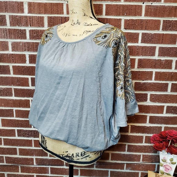 ErinLCBW's tweet photo. So good I had to share! Check out all the items I'm loving on @Poshmarkapp #poshmark #fashion #style #shopmycloset #emu #anthropologie #venesha: https://t.co/j60eiYcZtq https://t.co/bgkSurKxZg