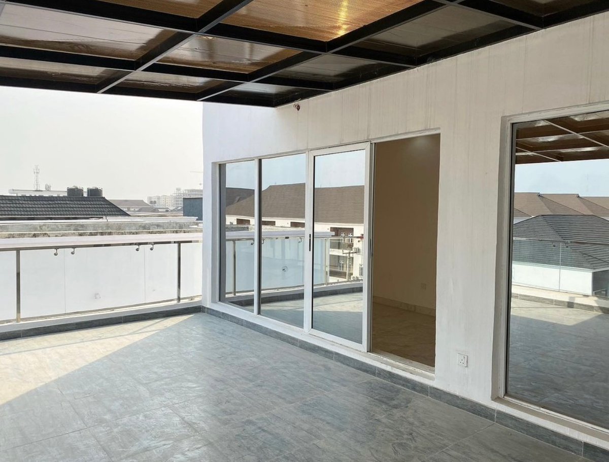 Idealabodeng's tweet photo. For Sale:
Newly built 5 BEDROOM TERRACE DUPLEX
Price:₦185m
Title: Governors consent
Location: IKATE, Lekki, Lagos Island.
#idealabode #realestate | Wike | Mr P | Tambuwal #ObiDattiInAbuja #BBTitians https://t.co/w00xRohY0D