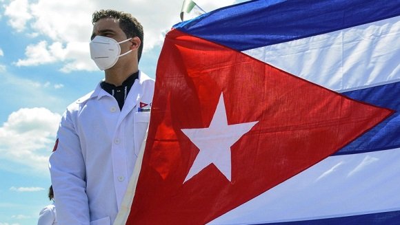 Con amor y solidaridad, van nuestros médicos para ayudar a los pueblos de   #Turkey y #Siria. 
#MejorEsPosible