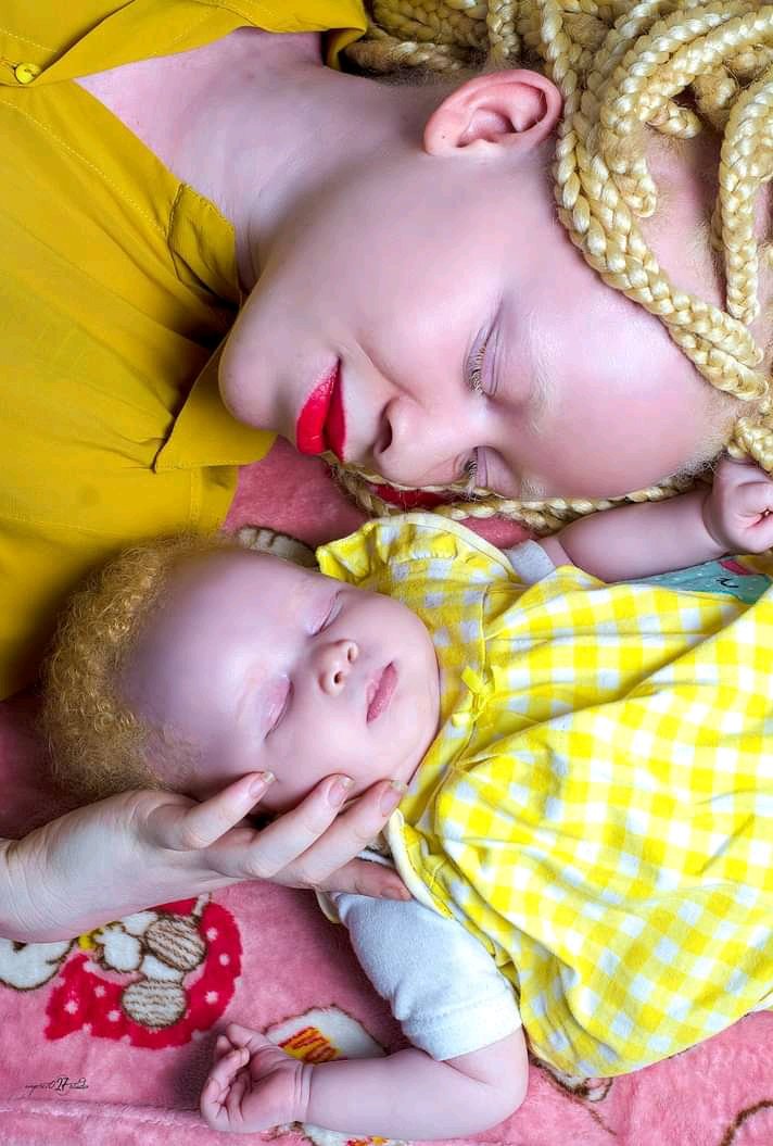 Malindy__'s tweet photo. I bet you stopped scrolling🤱🥰❤️ https://t.co/j42nNz5YBB