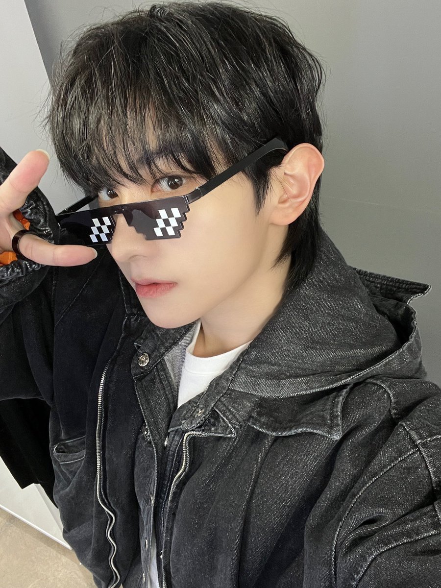 [📷][#SYA_RAID]

야!!! 너 누구야!!! 이준영!!!!

#블리처스 #BLITZERS #샤 #SYA