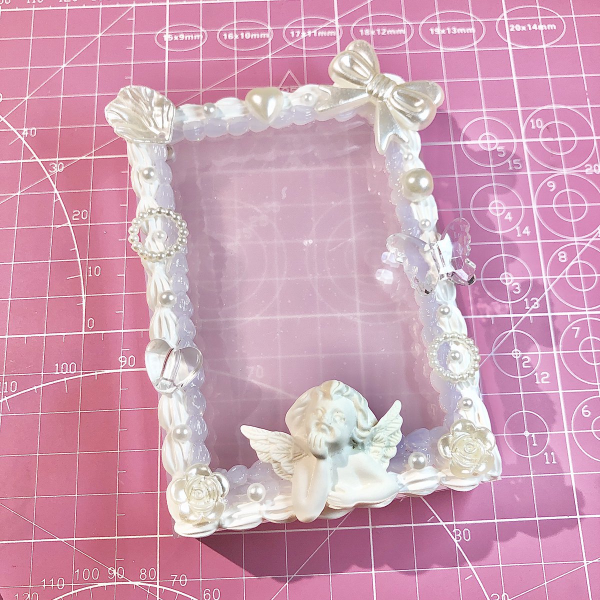 Ioveihaul's tweet photo. wts lfb ph | #iesells
. . . @.chc_wn’s acrylic frame
✰ ₱380 — not onhand. x sensi. strictly PAYO. rcbyt. reply or dm to claim. https://t.co/sc62Wc7yjD