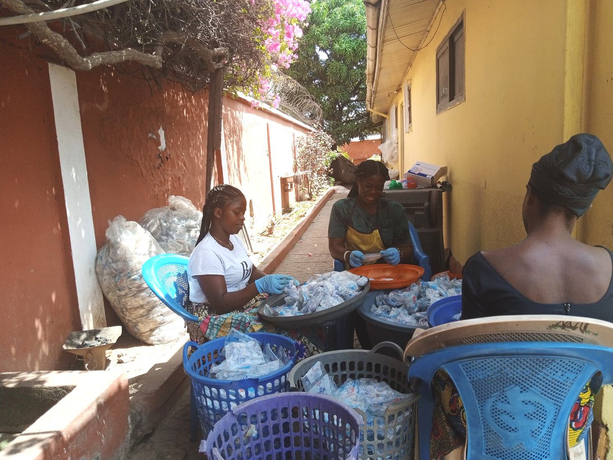 gripe_official's tweet photo. Thinking of what to gift bae this #valentine? How about an #upcycled #plasticproduct from the expansive range of products at @trashybagsafrica, all made from water sachets.
📸 Our tour of trashybag's site. Something interesting is coming♻️.
#reduceresuerecycle #sdg17 https://t.co/G7evUs8r9X