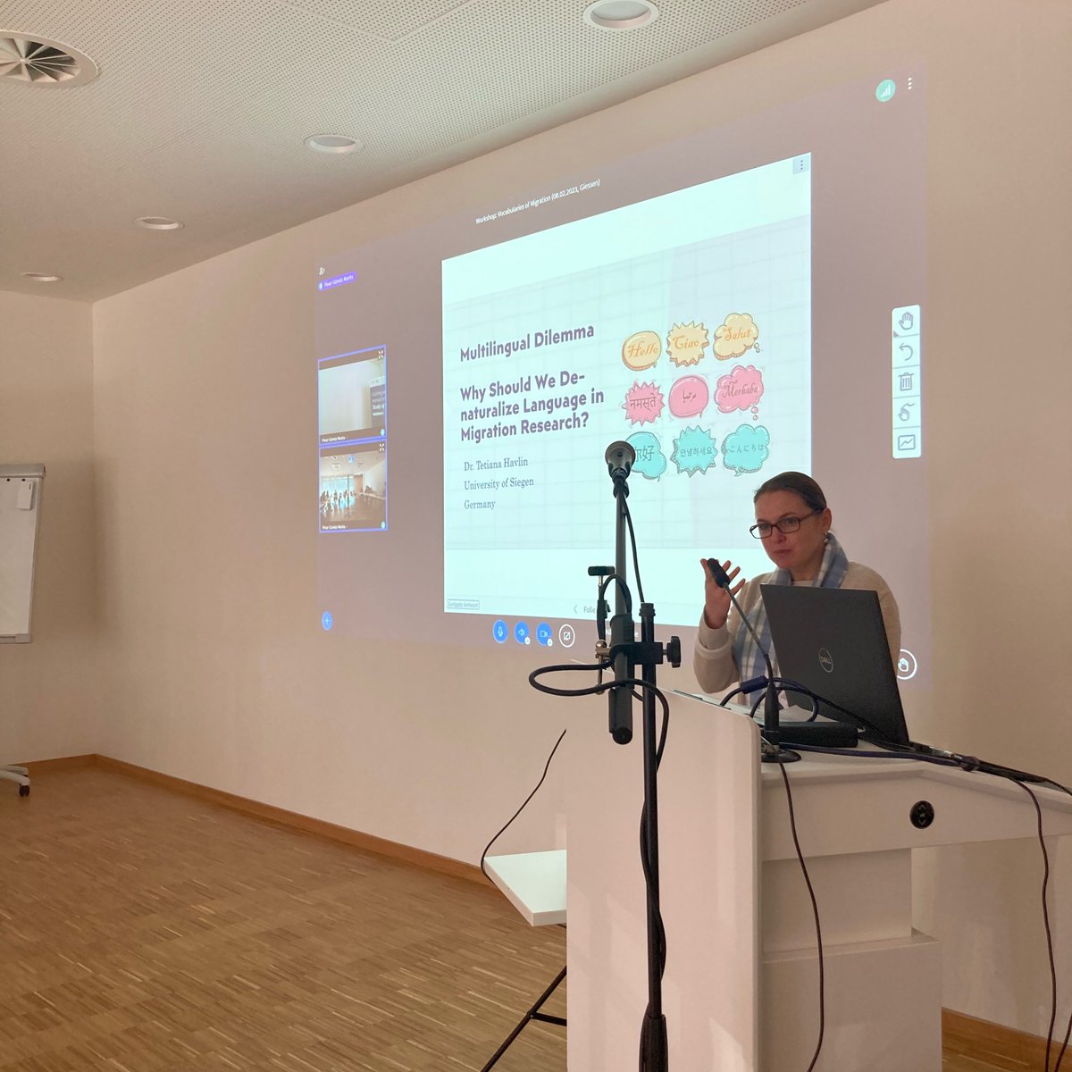 MarshevaNastja's tweet image. In her talk, @HavlinTetiana explained the need to de-naturalize language in the process of #KnowledgeProduction and in #migrationresearch. Besides using methods that mitigate the dependence on language, she encourages to reflect on researchers/ed positionalities 6/8