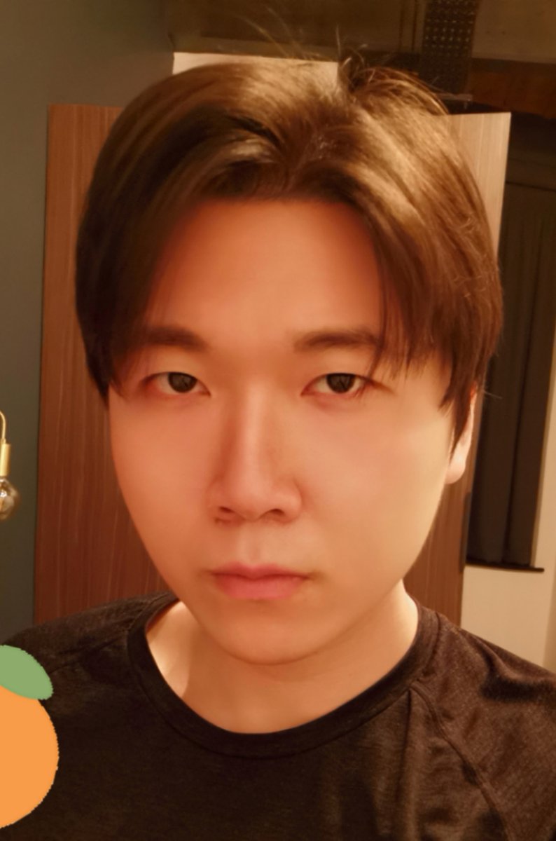 nanofunc's tweet photo. Welcome to Pai Peng, a new PhD student in our group. He completed his MEng from @OfficialUoM in 2022 and starts his PhD working on graphene enhanced composites for EMI shielding applications. https://t.co/RToxC98tN7