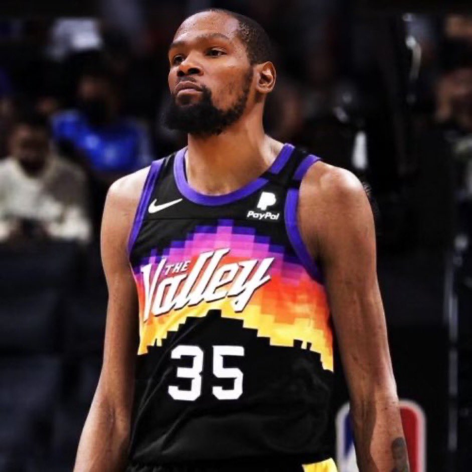 EmzC27's tweet photo. Kevin Durant to the Suns ✅ https://t.co/heakhcqWck